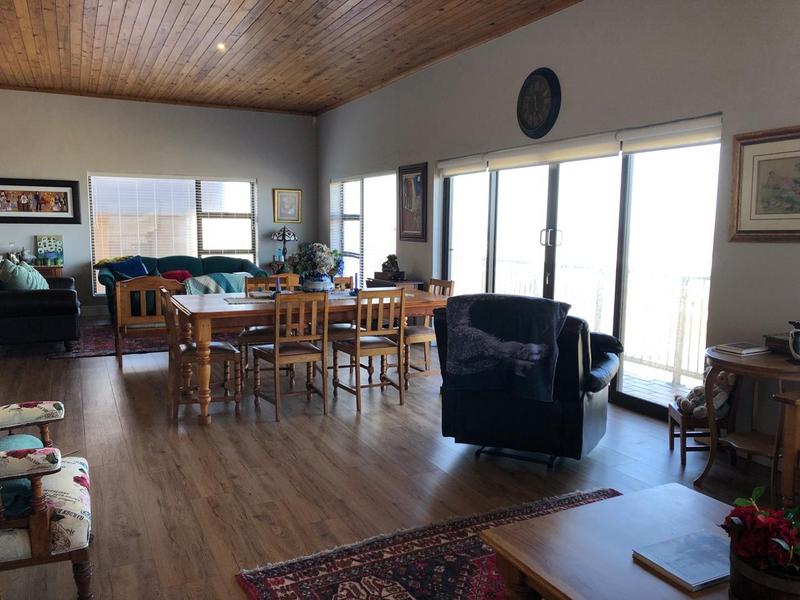 5 Bedroom Property for Sale in Franskraal Western Cape